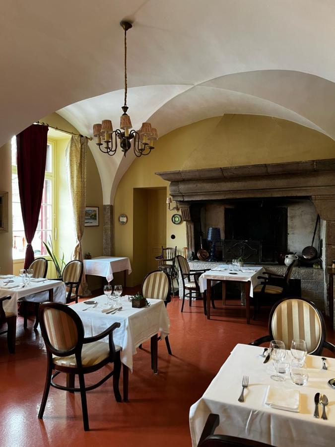 Hotel Restaurant Chez Gervais Quingey Bagian luar foto