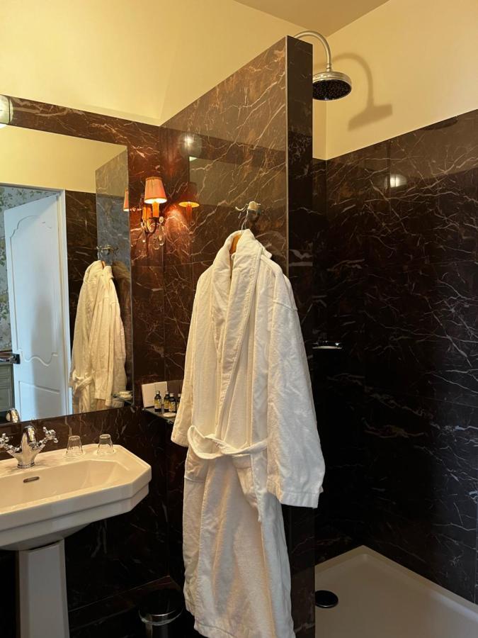 Hotel Restaurant Chez Gervais Quingey Bagian luar foto